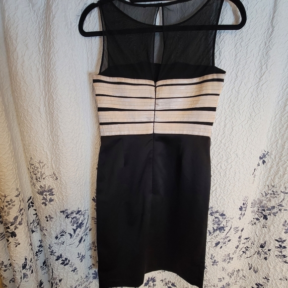 Art Deco Style  Maggie London evening dress - Picture 4 of 6